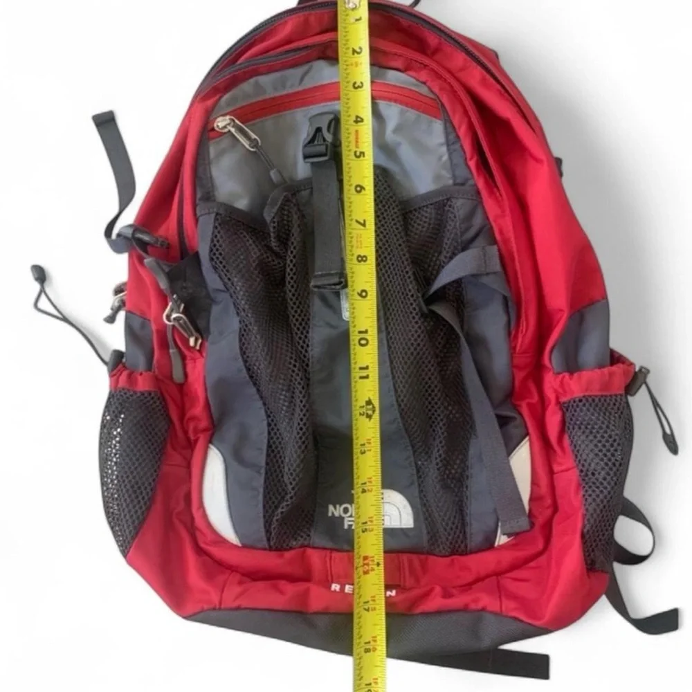 The North Face Recon ‘Red/Black’ Men’s Backpack 30L